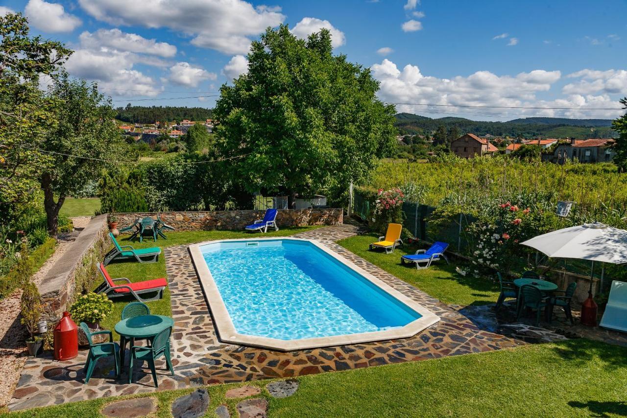 Quintal De Alem Do Ribeiro-Turismo Rural Луса Экстерьер фото